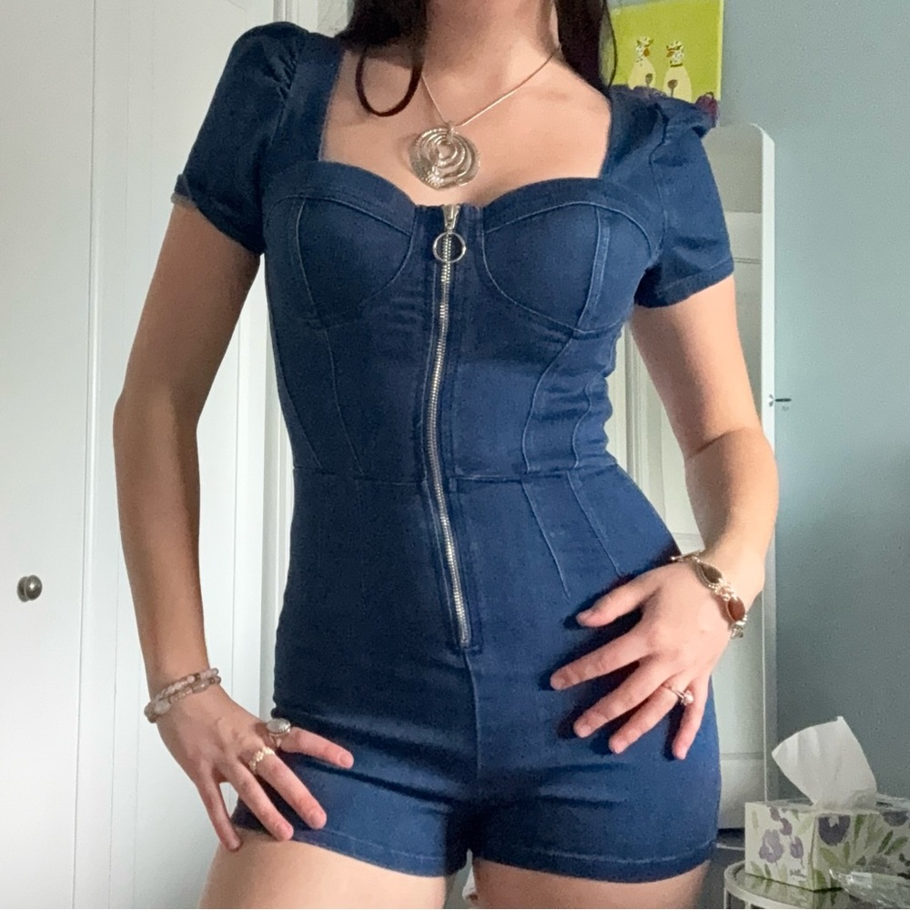 Haute Monde Denim Romper Zip Front Corset Style Puff Sleeve – Size S